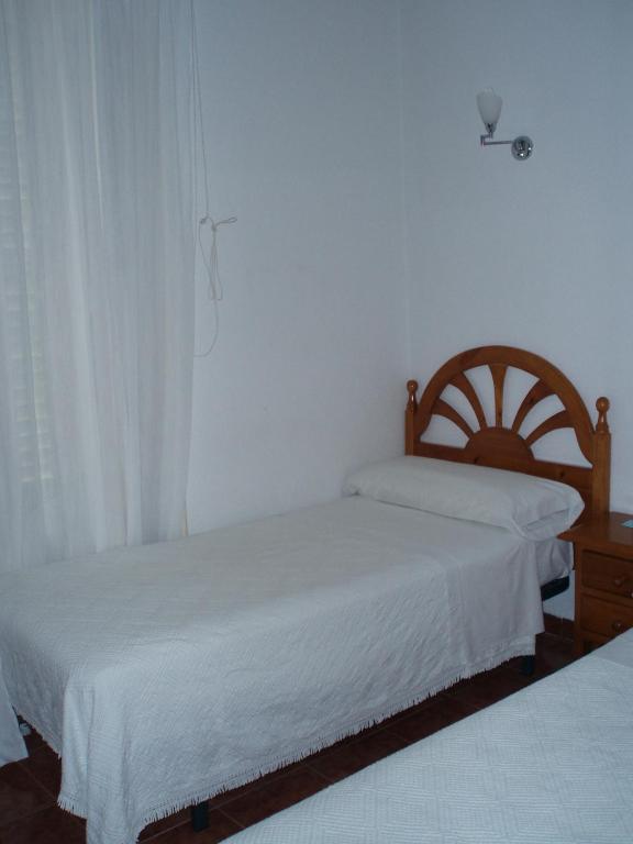 Hostal Castilla Мадрид Экстерьер фото